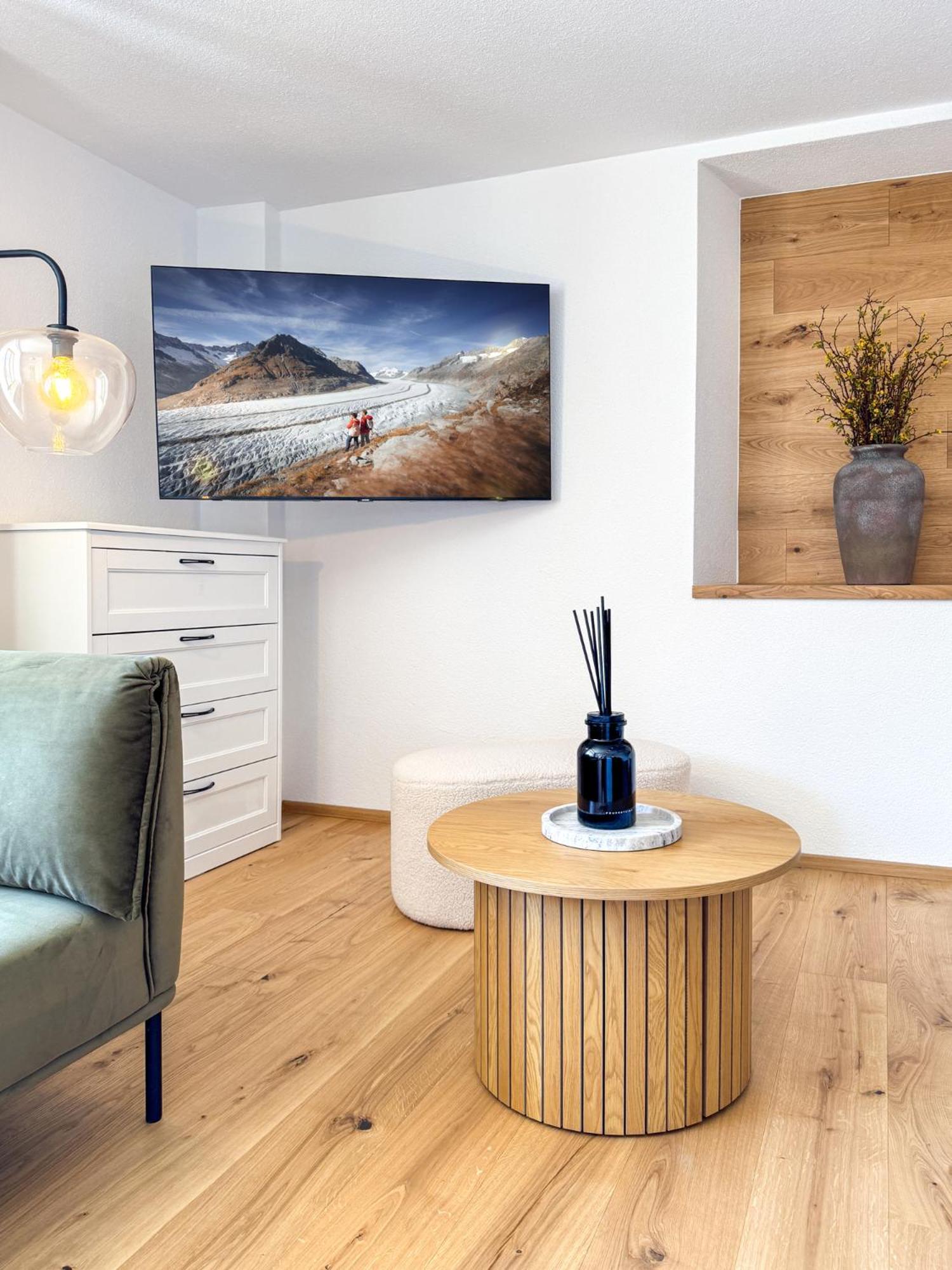 Zer Treichi Appartements Fiesch Eksteriør bilde